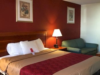 Econo Lodge Norwalk Exterior foto