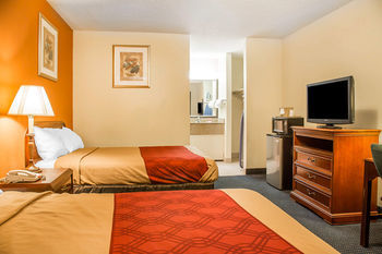 Econo Lodge Norwalk Exterior foto