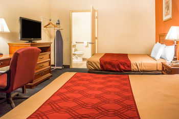 Econo Lodge Norwalk Exterior foto